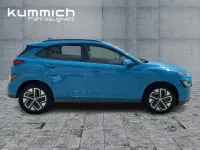 Gebraucht Hyundai Kona Trend 150 kW (204 PS) 2023 Blau SUV