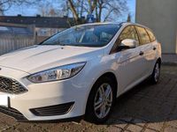 Gebraucht Ford Focus 86 PS (63 kW) 2015 Weiß Kombi