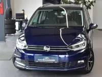 Gebraucht VW Touran Highline 150 PS (110 kW) 2021 Blau Van / Kleinbus