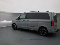 Gebraucht Mercedes V220 Style 163 PS (119 kW) 2026 Alpingrau Van / Kleinbus