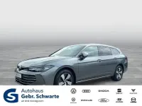 Gebraucht VW Passat Business 150 PS (110 kW) 2025 Grau Kombi