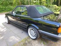 Gebraucht BMW 325 Cabriolet 171 PS (125 kW) 1986 Schwarz Cabrio