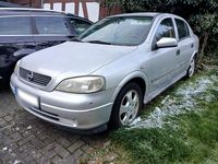 Gebraucht Opel Astra 101 PS (74 kW) 1999 Silber Limousine