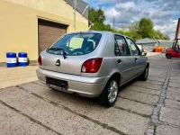 Gebraucht Ford Fiesta Ghia 75 PS (55 kW) 2000 Silber Kleinwagen