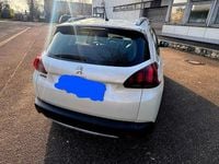 Gebraucht Peugeot 2008 Active 110 PS (80 kW) 2016 Weiß SUV