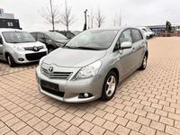 Gebraucht Toyota Verso 126 PS (92 kW) 2012 Grau Van / Kleinbus