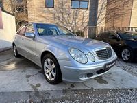 Gebraucht Mercedes E220 150 PS (110 kW) 2004 Silber Limousine