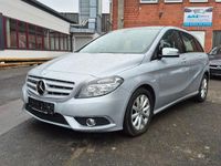 Gebraucht Mercedes B180 122 PS (89 kW) 2012 Grau Van / Kleinbus