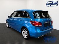 Gebraucht Mercedes B180 122 PS (89 kW) 2015 Suedseeblau  metalliclack Van / Kleinbus