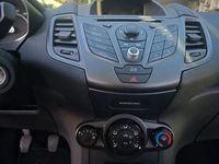 Gebraucht Ford Fiesta Titanium 82 PS (60 kW) 2014 Braun Kleinwagen