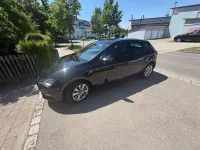 Używany Seat Leon Style 116 KM (85 kW) 2018 Czarny Sedan/Limuzyna