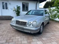 Gebraucht Mercedes E280 Elegance 193 PS (141 kW) 1996 Silber Limousine