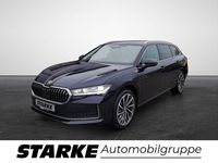 Neu Skoda Superb LAURIN & KLEMENT 204 PS (150 kW) 2025 Schwarz (ebony schwarz metallic) Kombi
