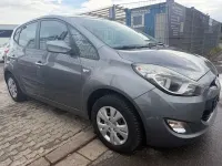 Gebraucht Hyundai ix20 Edition 90 PS (66 kW) 2015 Grau Kleinwagen