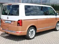 Usado VW Multivan Generation Six 199 HP (146 kW) 2020 Castanho Monovolume