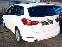 Gebraucht BMW 218 Advantage 140 PS (102 kW) 2019 Alpinweiss iii Van / Kleinbus