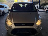 Gebraucht Ford S-MAX Titanium 163 PS (119 kW) 2010 Silber Van / Kleinbus