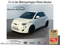 Gebraucht Fiat 500e Action 69 kW (95 PS) 2023 Weiß Kleinwagen