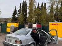 Gebraucht BMW 320 150 PS (110 kW) 1997 Silber Limousine