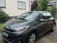 Gebraucht Peugeot 208 82 PS (60 kW) 2016 Grau Kleinwagen