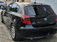 Gebraucht BMW 118 122 PS (89 kW) 2006 Schwarz Kleinwagen
