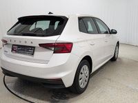 Gebraucht Skoda Fabia Active 65 PS (47 kW) 2022 Candyweiss Kleinwagen