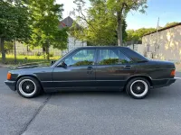 Gebraucht Mercedes 190 132 PS (97 kW) 1987 Grau Limousine