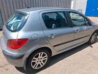 Gebraucht Peugeot 307 109 PS (80 kW) 2003 Silber Limousine