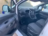 Gebraucht Opel Combo 136 PS (100 kW) 2019 Weiß Van / Kleinbus