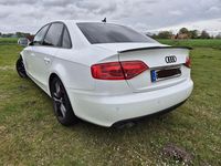 Używany Audi A4 S-Line 143 KM (105 kW) 2011 Biały Sedan/Limuzyna