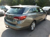 Gebraucht Opel Astra Innovation 160 PS (117 kW) 2017 Grau Kombi