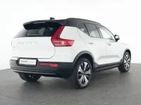 Gebraucht Volvo XC40 Plus 185 kW (252 PS) 2023 Crystal white / SUV