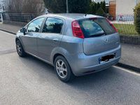 Gebraucht Fiat Punto 77 PS (56 kW) 2009 Grau Kleinwagen
