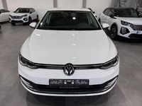 Gebraucht VW Golf VIII Active 131 PS (96 kW) 2023 Weiß Limousine