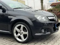 Gebraucht Opel Tigra Sport 90 PS (66 kW) 2005 Schwarz Cabrio