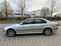Second-hand BMW 523 170 CP (125 kW) 2000 Argintiu Berlinǎ