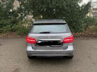 Gebraucht Mercedes B220 184 PS (135 kW) 2014 Grau Van / Kleinbus