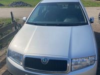 Gebraucht Skoda Fabia 54 PS (39 kW) 2003 Silber Limousine