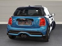 Gebraucht Mini Cooper S Classic 178 PS (130 kW) 2022 Island blue Kleinwagen