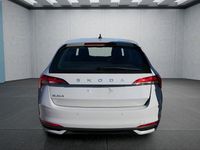 Neu Skoda Scala 150 PS (110 kW) 2026 Grau Kleinwagen