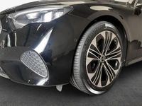 Gebraucht Mercedes E220 Avantgarde 197 PS (144 kW) 2024 Schwarz Kombi