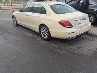 Gebraucht Mercedes E200 160 PS (117 kW) 2019 Limousine
