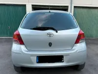 Gebraucht Toyota Yaris Cool 101 PS (74 kW) 2009 Silber Kleinwagen