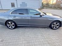 Gebraucht Mercedes E200 Avantgarde 150 PS (110 kW) 2019 Silber Limousine