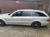 Gebraucht Mercedes E220 Classic 170 PS (125 kW) 2008 Silber Limousine