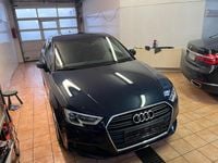 Gebraucht Audi A3 Comfort 116 PS (85 kW) 2017 Blau Kleinwagen