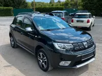 Gebraucht Dacia Sandero Comfort 90 PS (66 kW) 2017 Schwarz Limousine