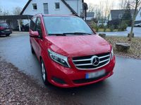 Gebraucht Mercedes V220 Edition 163 PS (119 kW) 2019 Rot Van / Kleinbus