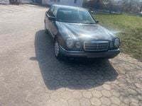 Gebraucht Mercedes E280 204 PS (150 kW) 1997 Limousine