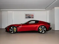 Gebraucht Ferrari 12 Cilindri 829 PS (609 kW) 2025 Rot Cabrio